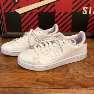 Like new adidas sneakers!!